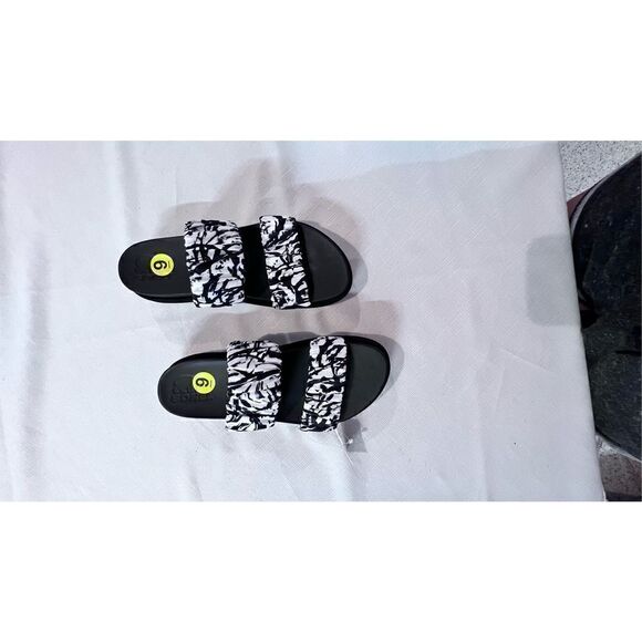 Sorel Women's Leather Roaming Slip On Two Strap Slide Sandal Black White Size 9 - Picture 2 of 7